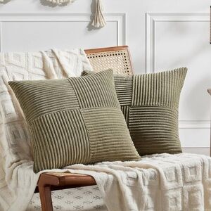 Green Textured Throw Pillow Covers - 22x22